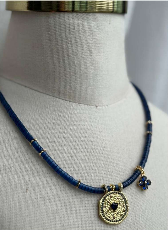 Collar Azul Profundo